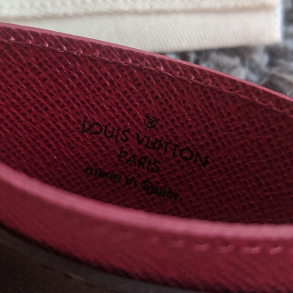 ❌️ SOLD ❌️ Authentic Brand New LV card holder - Picture 3 of 4